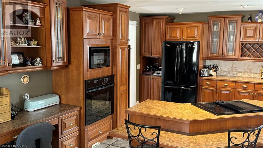 540 Cutler Road, Yarker, Ontario  K0K 3N0 - Photo 10 - 40539771