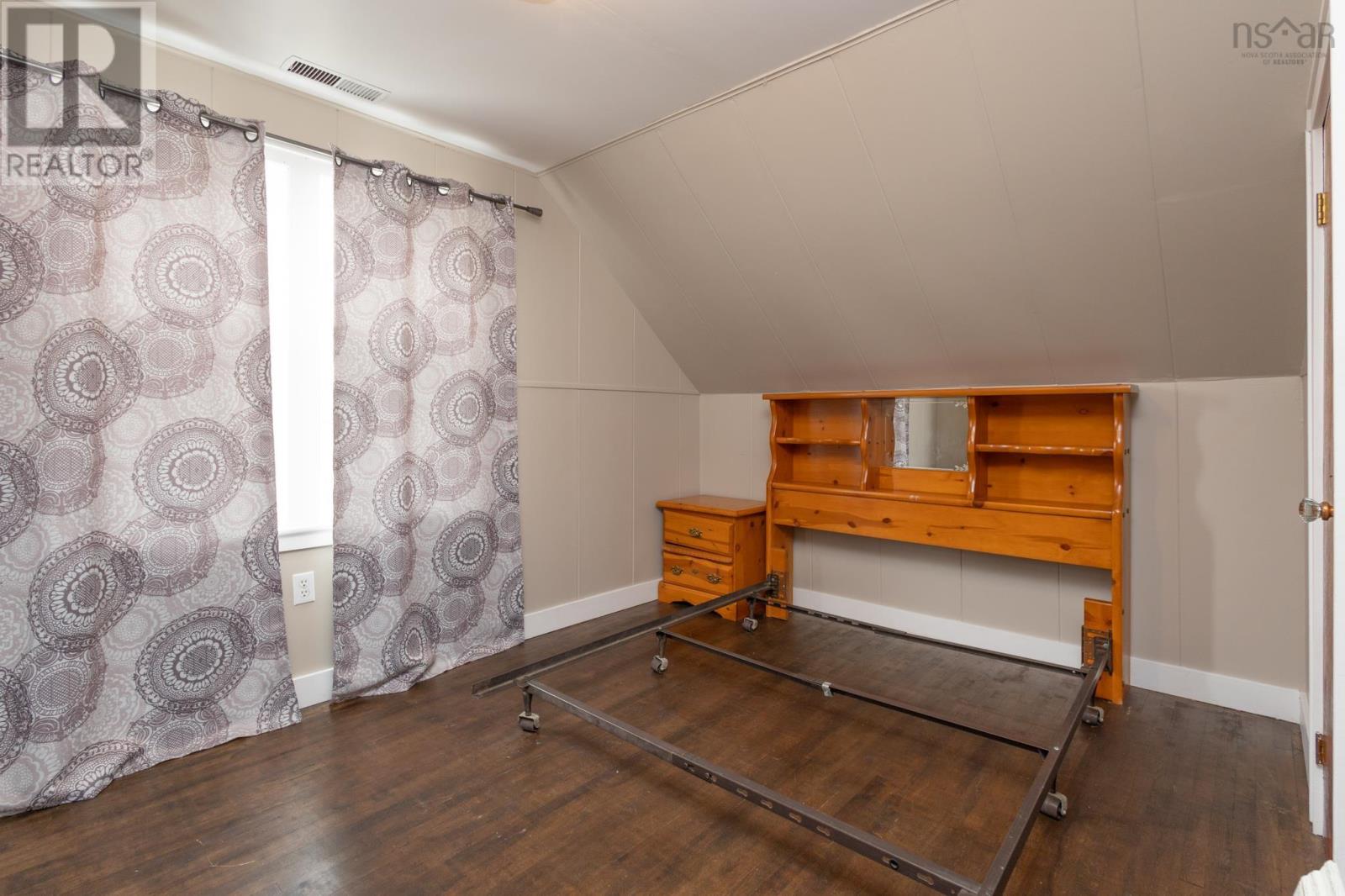 171 Pleasant Street, Yarmouth, Nova Scotia  B5A 2J8 - Photo 26 - 202405764