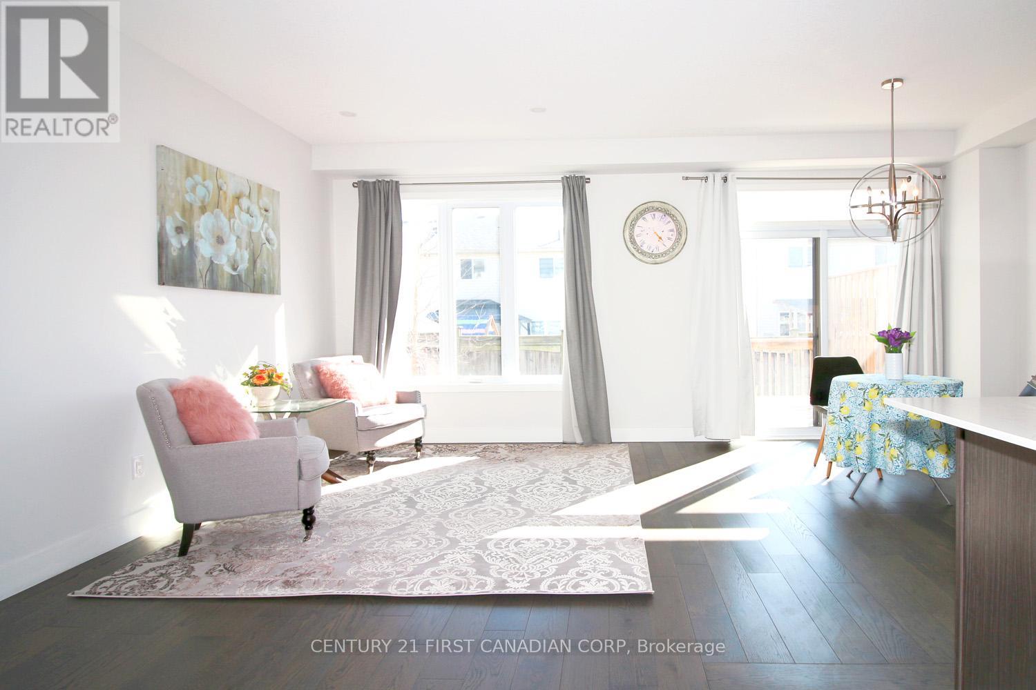 #62 -2070 Meadowgate Blvd, London, Ontario  N6M 0H5 - Photo 3 - X8185268