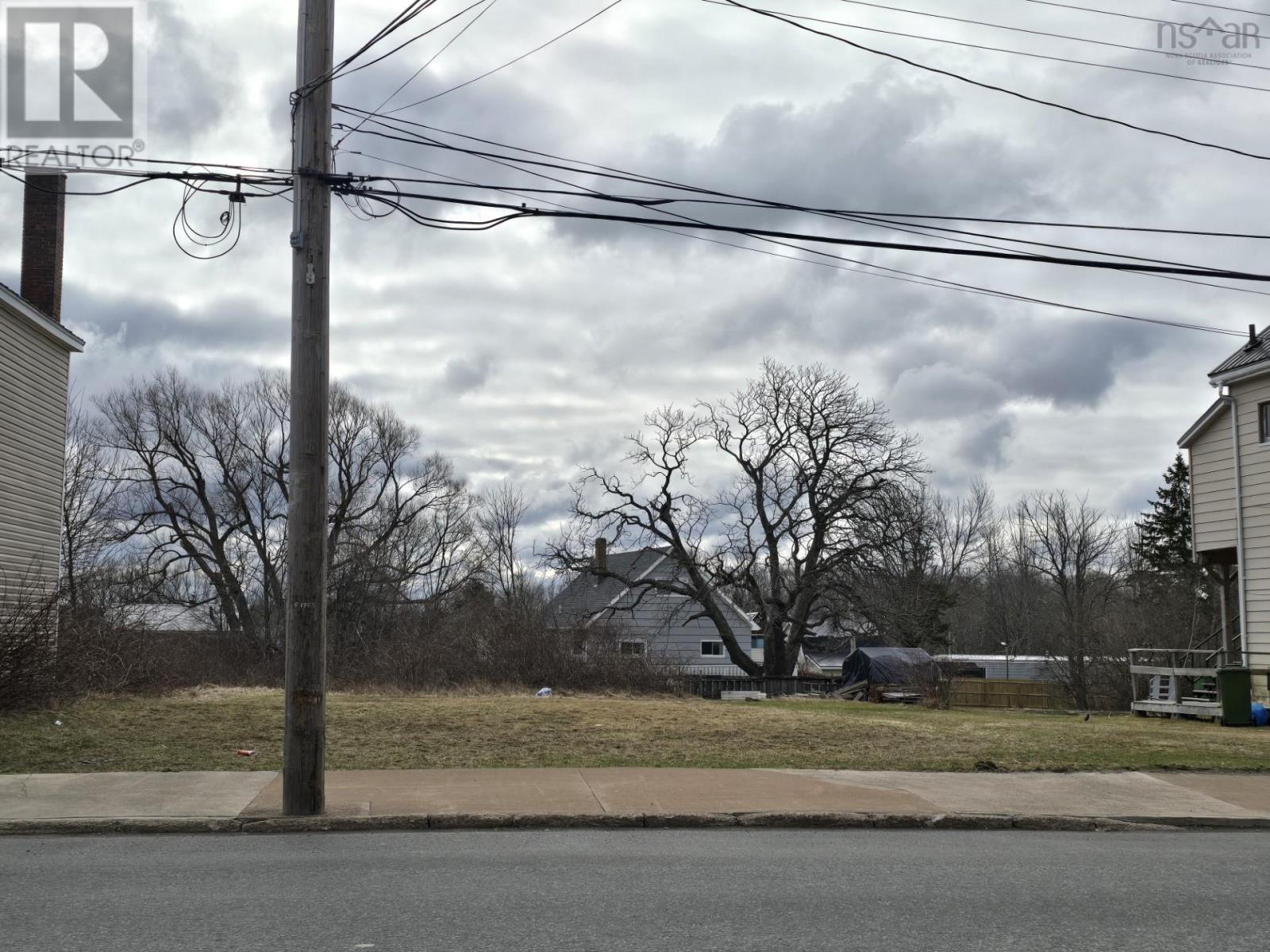 Main Street, Westville, Nova Scotia  B0K 2A0 - Photo 1 - 202405772