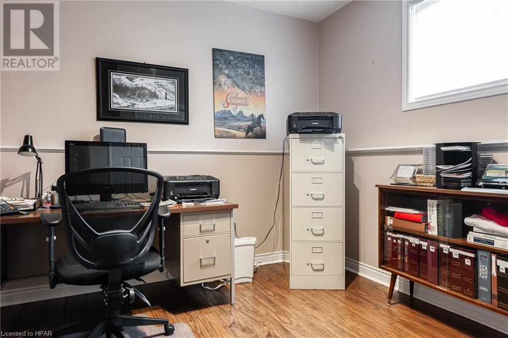 33 Mcqueen Court, Stratford, Ontario  N4Z 1H5 - Photo 32 - 40563220