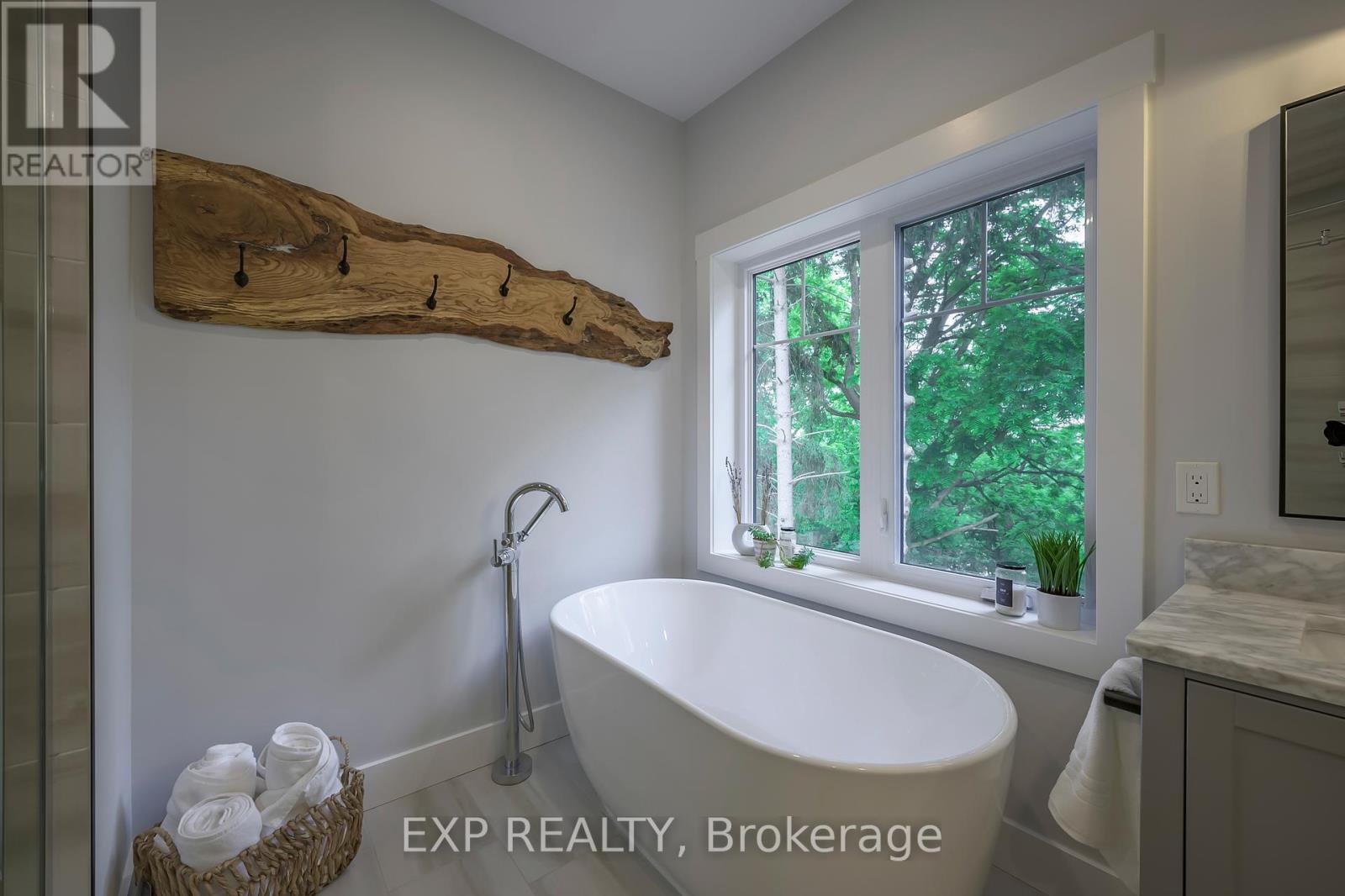 37437 Lake Line, Central Elgin, Ontario  N5L 1J1 - Photo 22 - X8185338