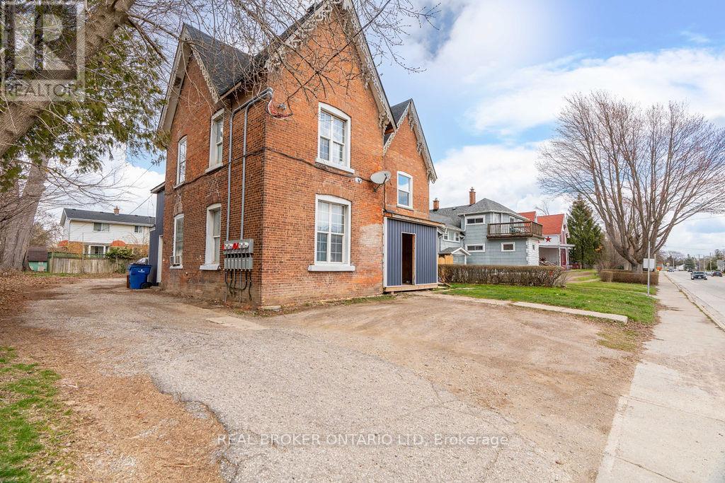 131 Margaret Ave, Chatham-Kent, Ontario  N8A 2A2 - Photo 2 - X8185378