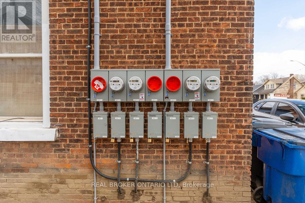 131 Margaret Ave, Chatham-Kent, Ontario  N8A 2A2 - Photo 3 - X8185378