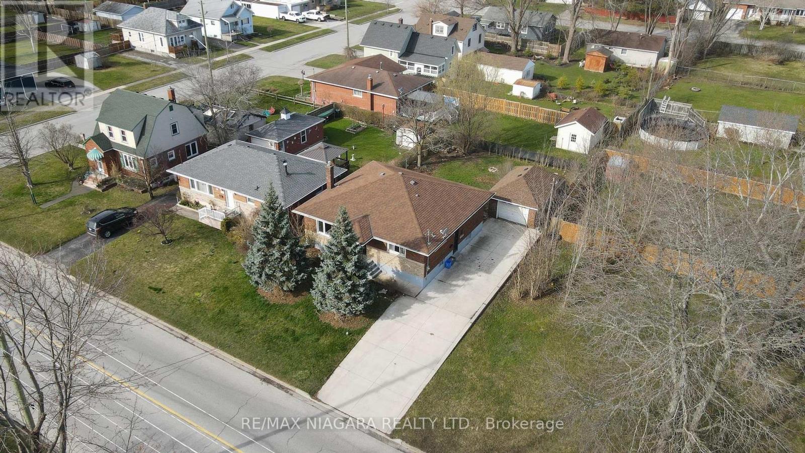 219 Central Avenue, Fort Erie, Ontario  L2A 3S9 - Photo 1 - X8185718