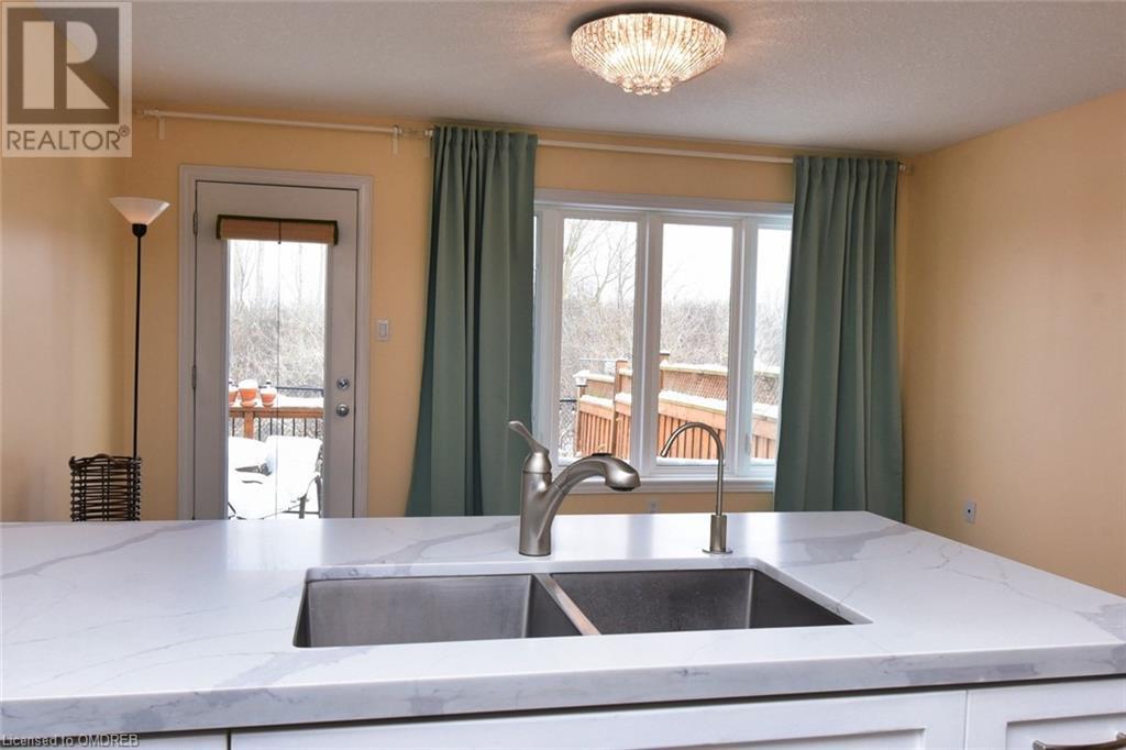 72 Mussen Street, Guelph, Ontario  N1E 0K3 - Photo 11 - 40564105