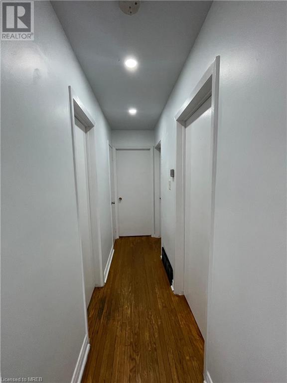 1951 Brampton Street, Hamilton, Ontario  L8H 3S6 - Photo 7 - 40564183