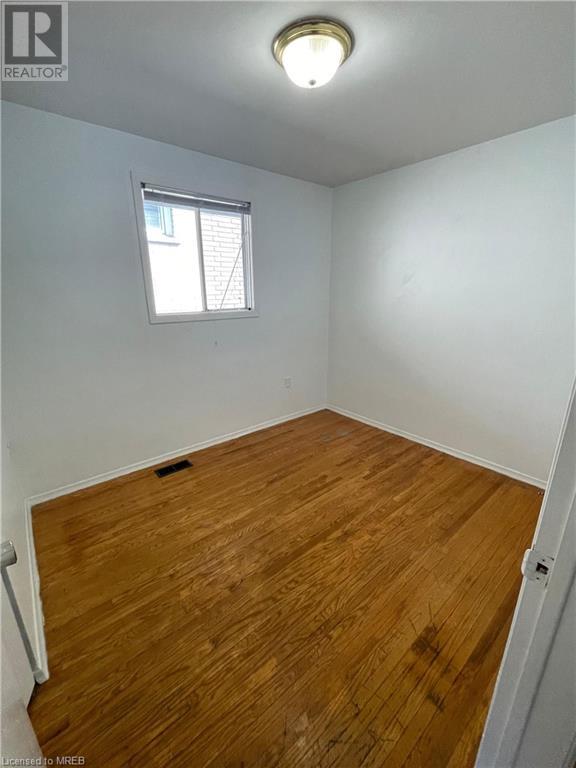 1951 Brampton Street, Hamilton, Ontario  L8H 3S6 - Photo 8 - 40564183