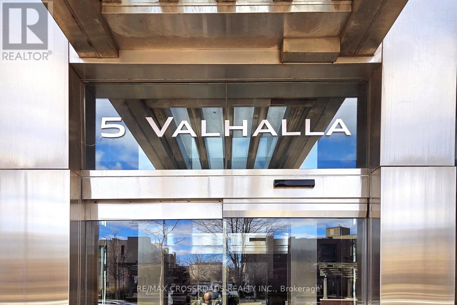 #2508 -5 Valhalla Inn Rd, Toronto, Ontario  M9B 0B1 - Photo 5 - W8147158