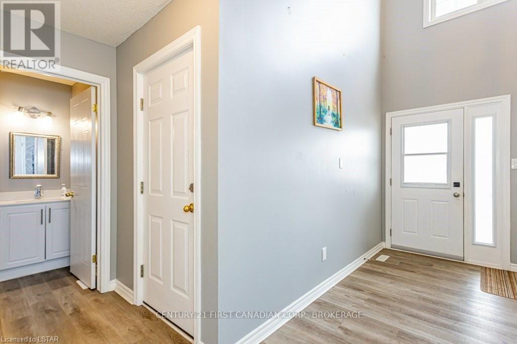 1238 Darnley Blvd, London, Ontario  N6M 1L1 - Photo 6 - X8185860