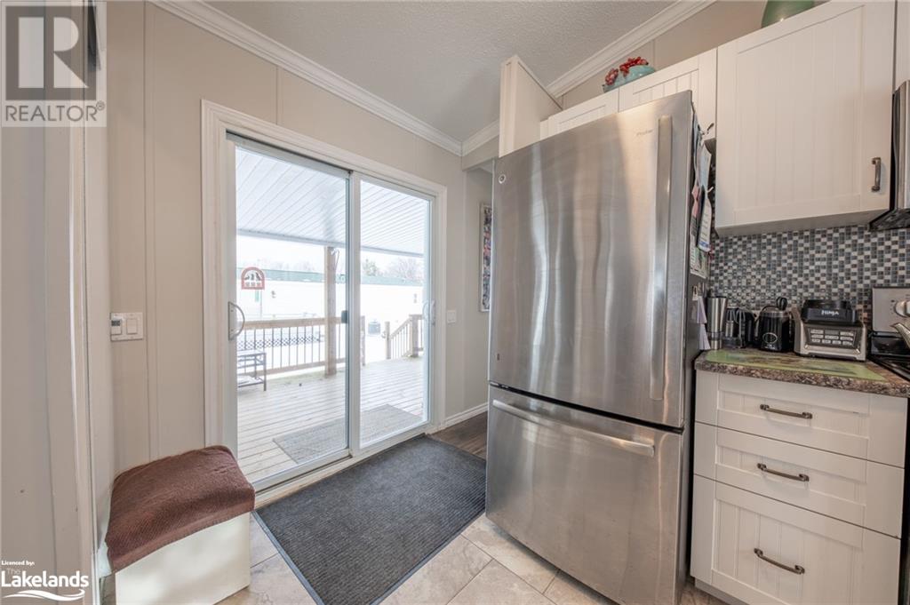 5411 Elliott Side Road Unit# 22, Tay, Ontario  L4R 4K3 - Photo 12 - 40564232