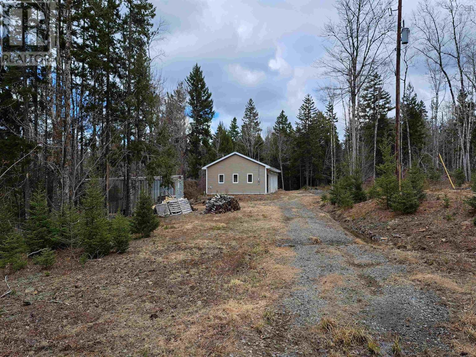 8860 Moose River Road, Lindsay Lake, Nova Scotia  B0N 1X0 - Photo 3 - 202405781