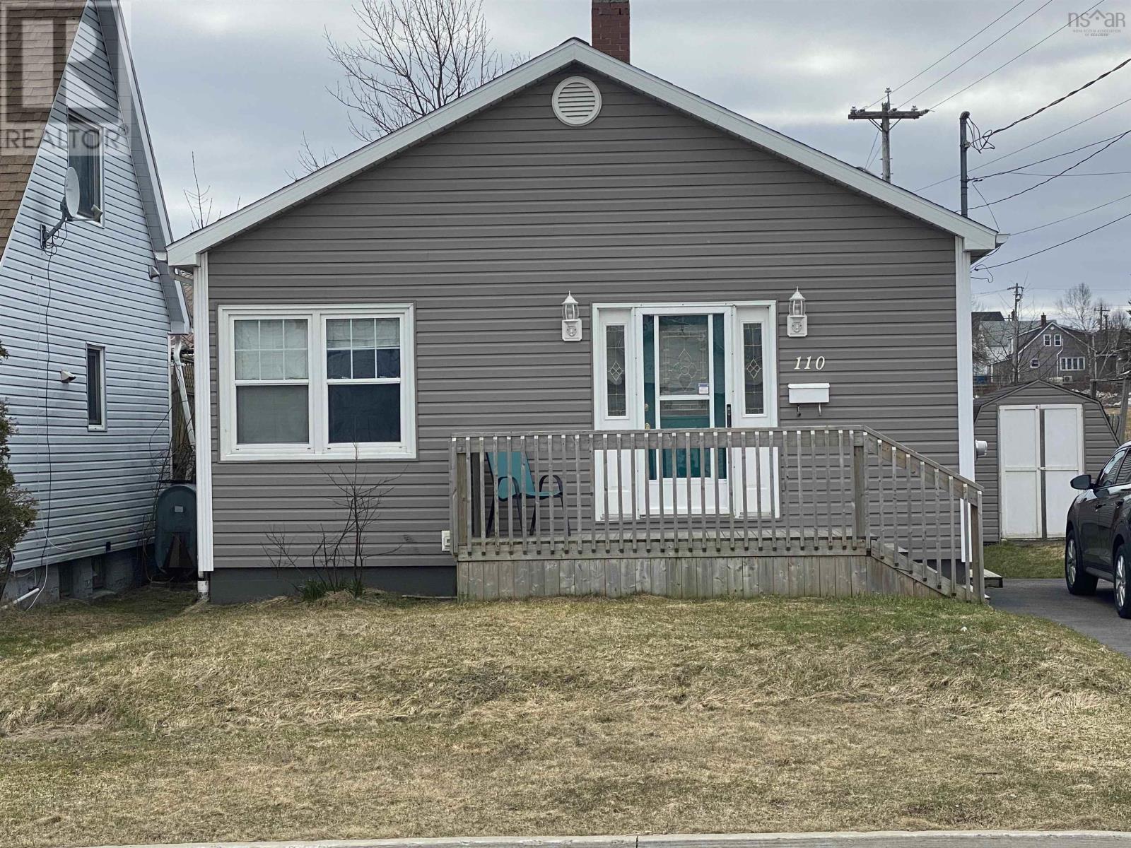 110 Lorne Street, Sydney, Nova Scotia  B1P 4H4 - Photo 2 - 202405783