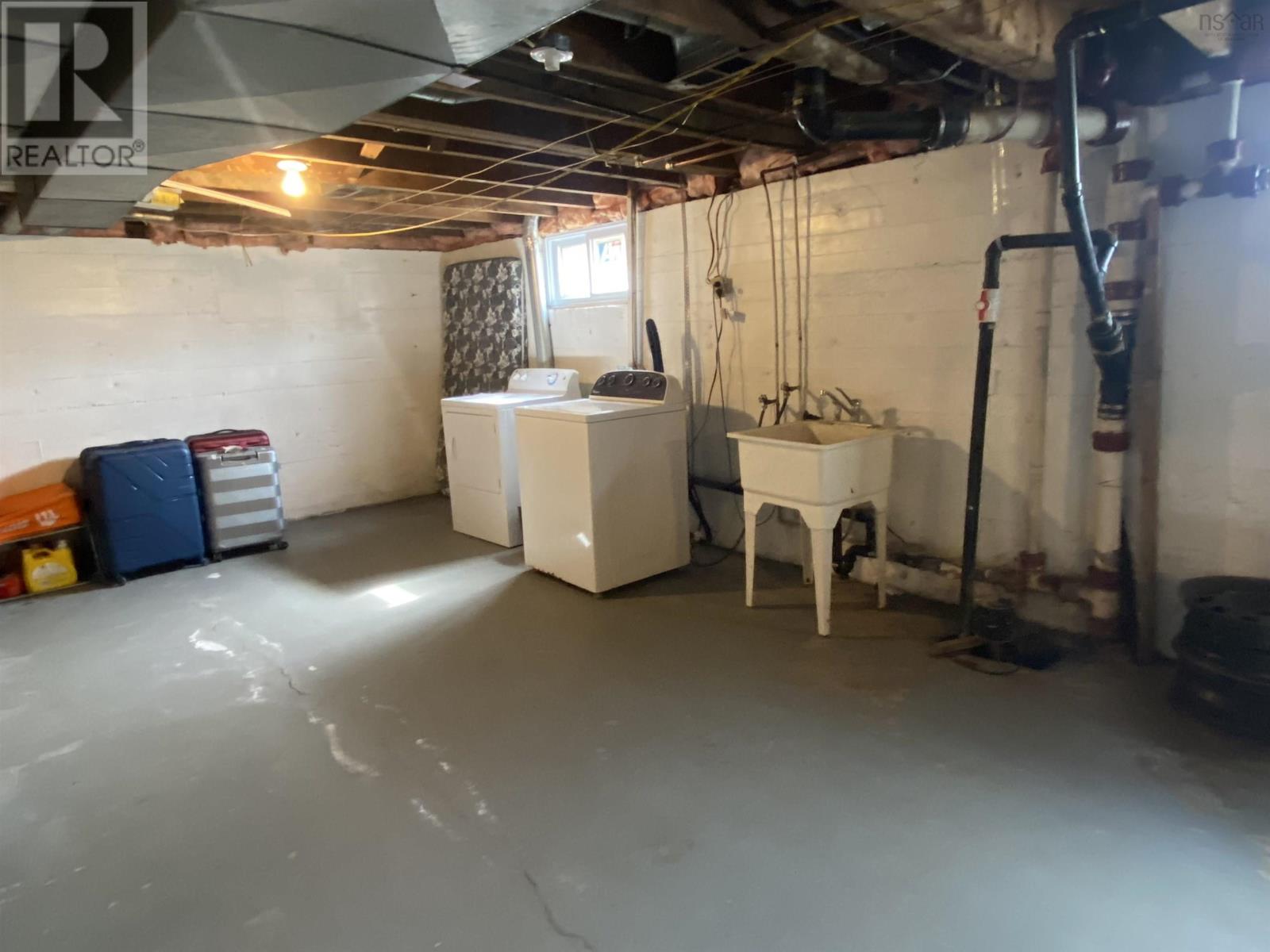 110 Lorne Street, Sydney, Nova Scotia  B1P 4H4 - Photo 28 - 202405783