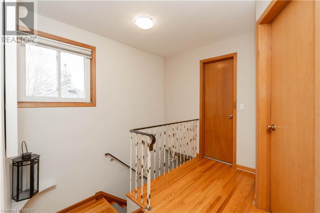 954 Eighth Street, Mississauga, Ontario  L5E 1R5 - Photo 12 - 40564253