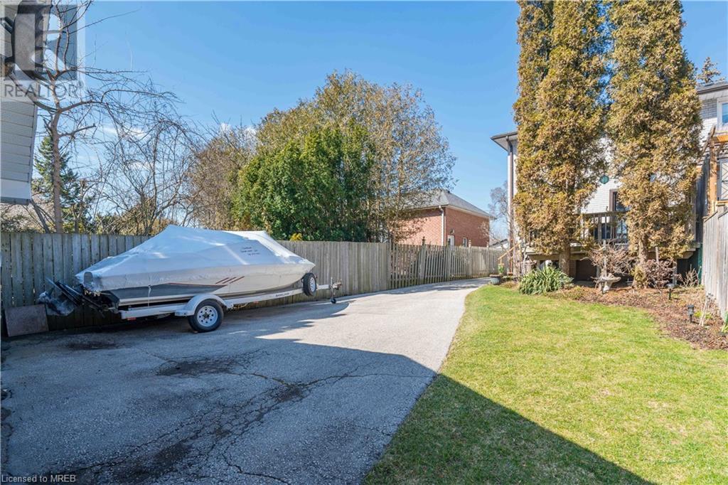 954 Eighth Street, Mississauga, Ontario  L5E 1R5 - Photo 33 - 40564253