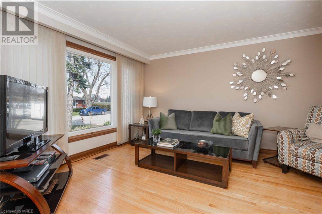 954 Eighth Street, Mississauga, Ontario  L5E 1R5 - Photo 4 - 40564253