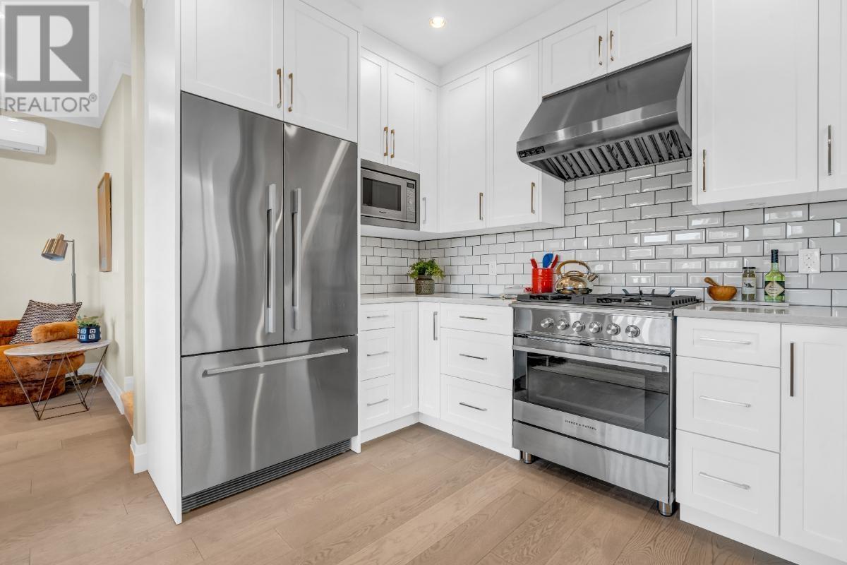 762 E 14th Avenue, Vancouver, British Columbia  V5T 2N4 - Photo 11 - R2864315