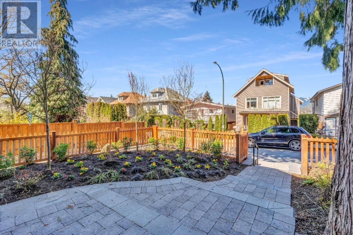 762 E 14th Avenue, Vancouver, British Columbia  V5T 2N4 - Photo 29 - R2864315
