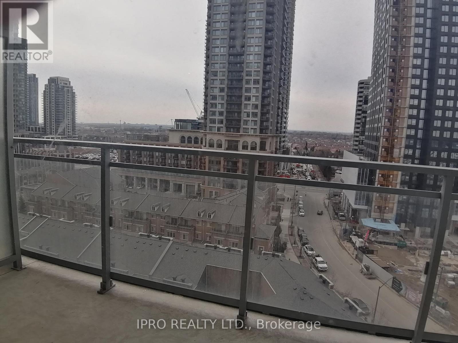 1007 - 360 Square One Drive, Mississauga, Ontario  L5B 0G7 - Photo 6 - W8186324