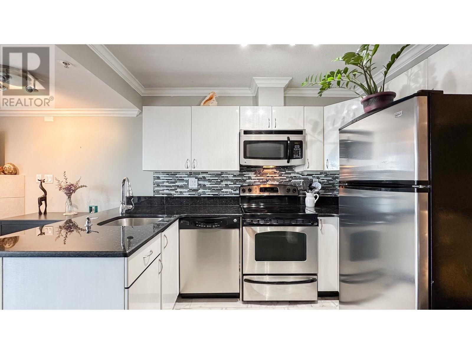 3301 939 Homer Street, Vancouver, British Columbia  V6B 2W6 - Photo 1 - R2864390