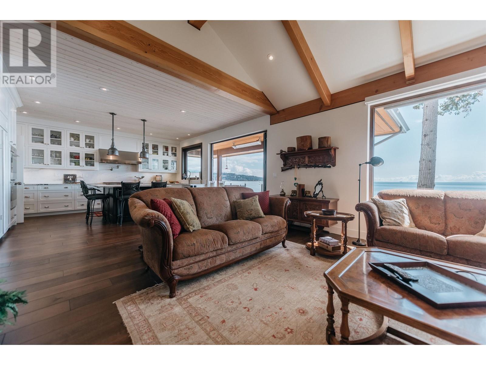 6035 Silverstone Lane, Sechelt, British Columbia  V7Z 0T8 - Photo 10 - R2864369