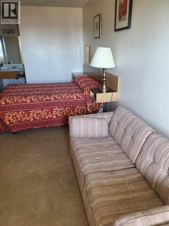 4904 50 Avenue, Caroline, Alberta  T0M 0M0 - Photo 4 - A2116477