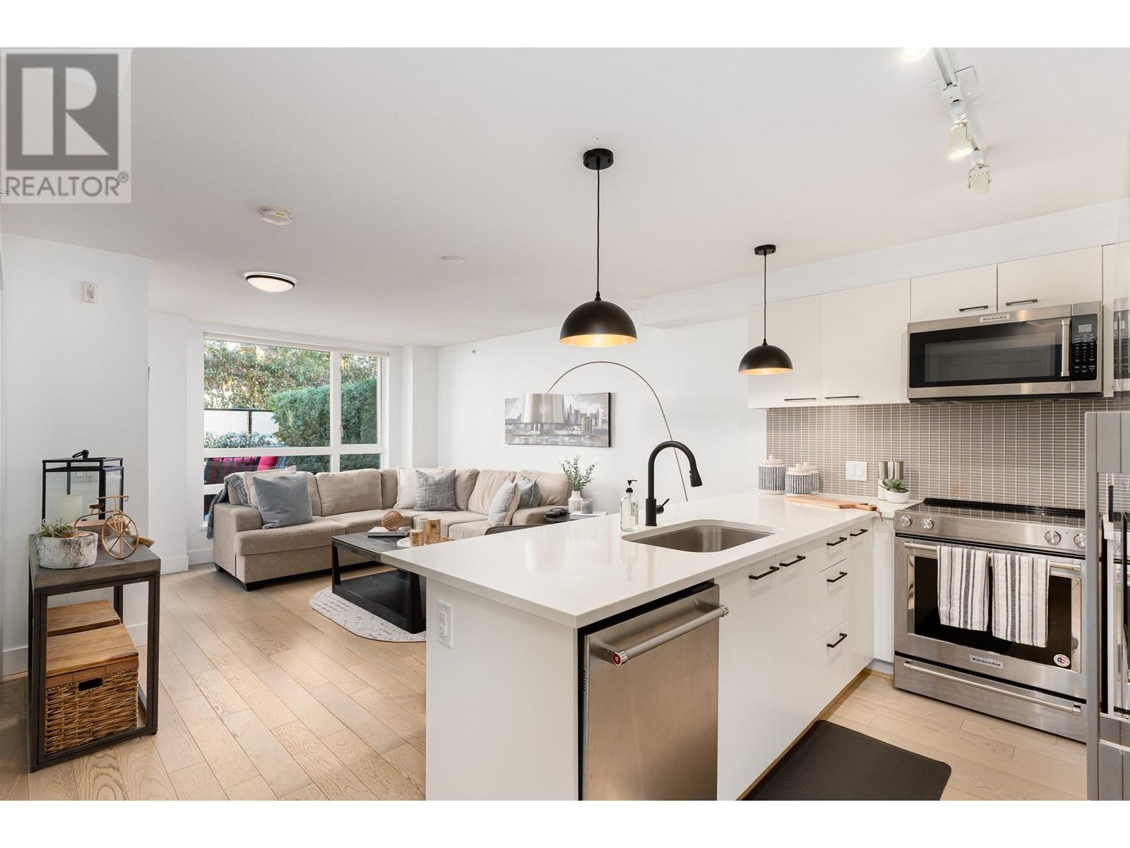 101 2477 Carolina Street, Vancouver, British Columbia  V5T 0G8 - Photo 2 - R2864395