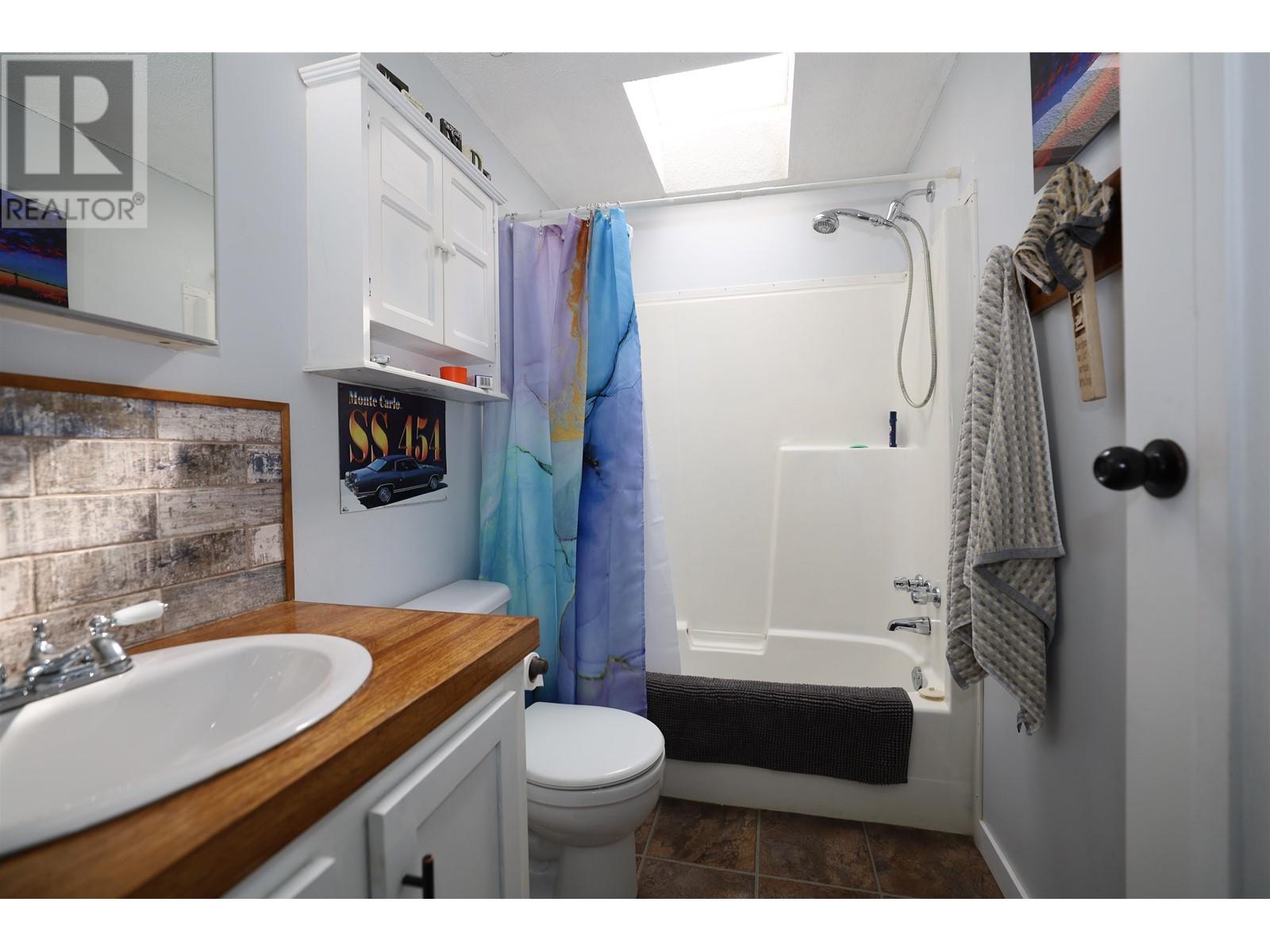 6146 S Gale Avenue, Sechelt, British Columbia  V0N 3A5 - Photo 15 - R2864429