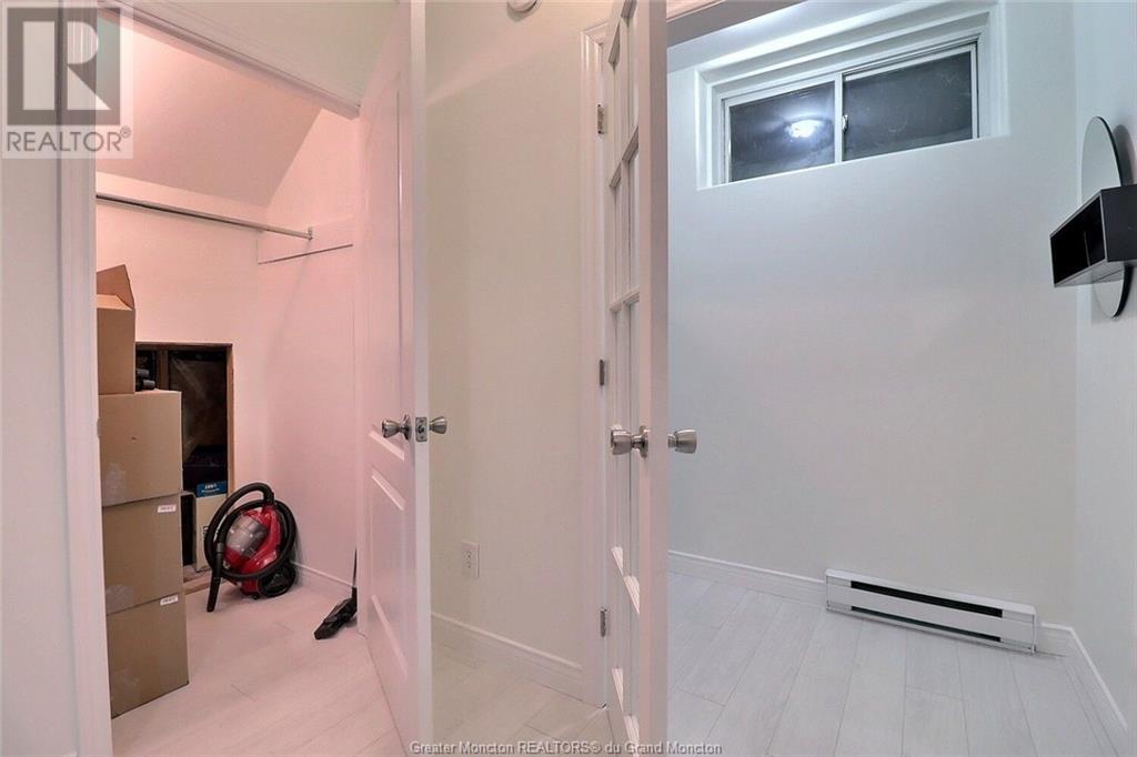 152 Alma St Unit#5, Moncton, New Brunswick  E1C 4Y7 - Photo 38 - M153580