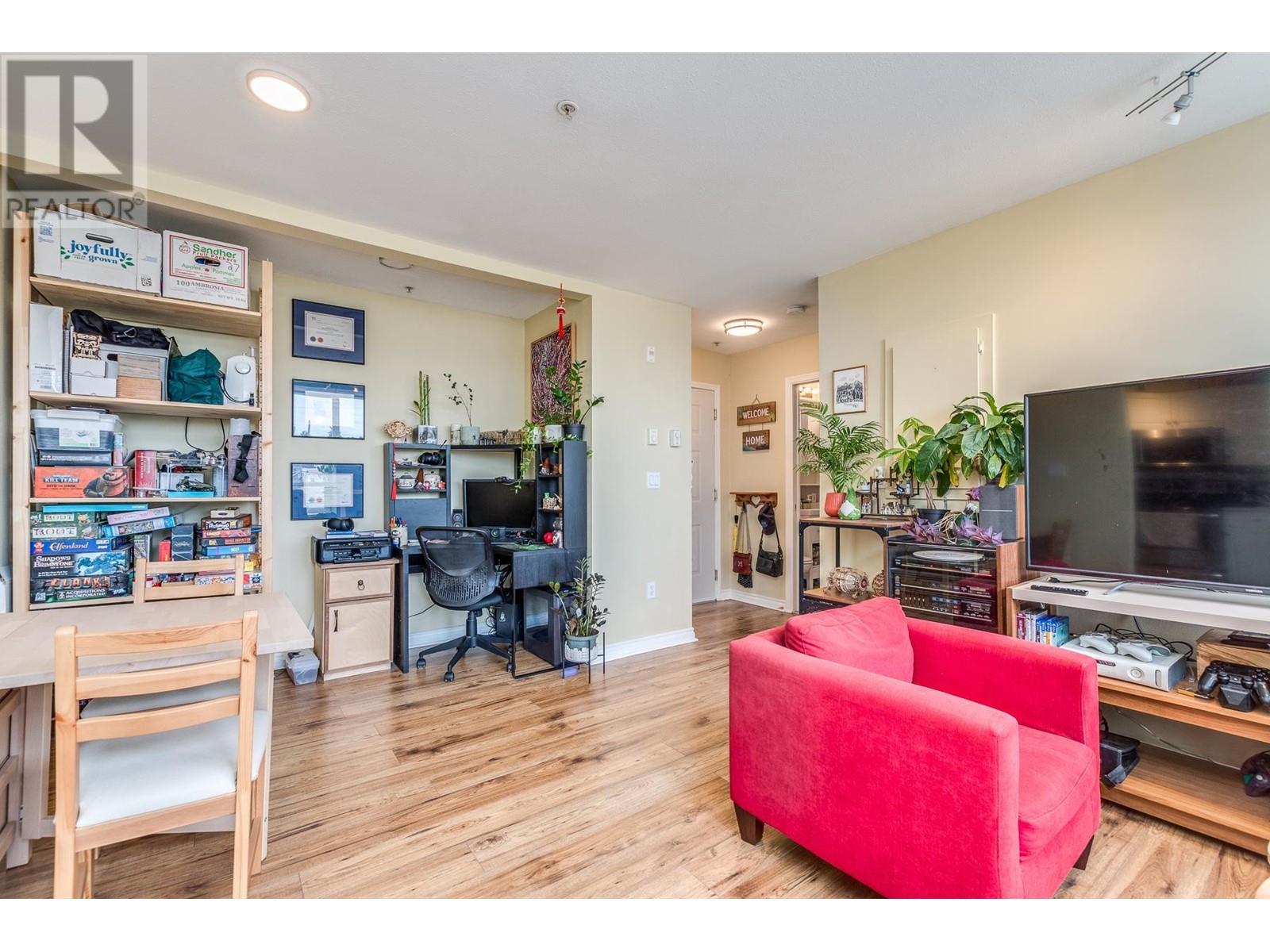 304 688 E 56 Avenue, Vancouver, British Columbia  V5X 1R7 - Photo 6 - R2864454