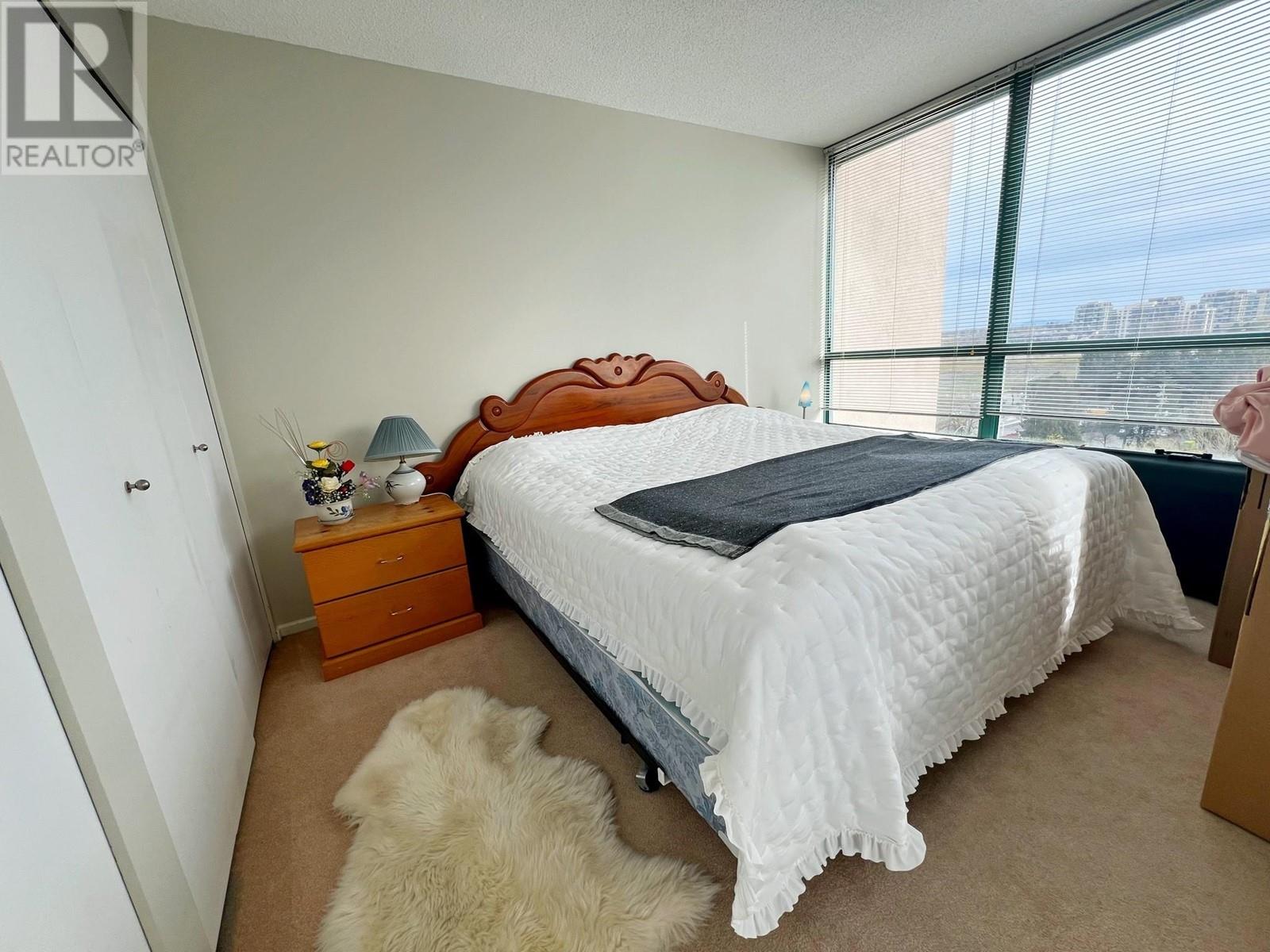 Listing Picture 13 of 17 : 1003 8831 LANSDOWNE ROAD, Richmond / 烈治文 - 魯藝地產 Yvonne Lu Group - MLS Medallion Club Member