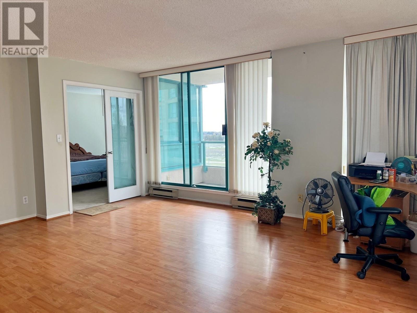 Listing Picture 5 of 17 : 1003 8831 LANSDOWNE ROAD, Richmond / 烈治文 - 魯藝地產 Yvonne Lu Group - MLS Medallion Club Member