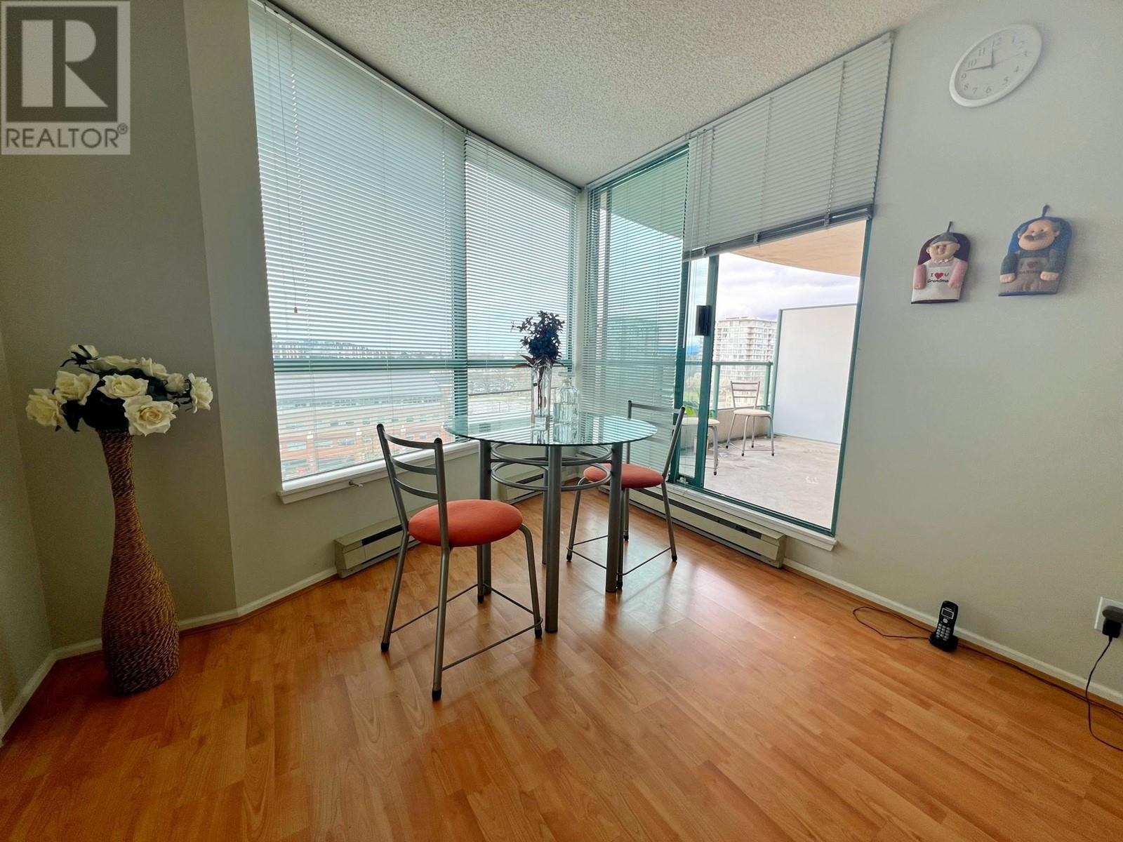 Listing Picture 7 of 17 : 1003 8831 LANSDOWNE ROAD, Richmond / 烈治文 - 魯藝地產 Yvonne Lu Group - MLS Medallion Club Member