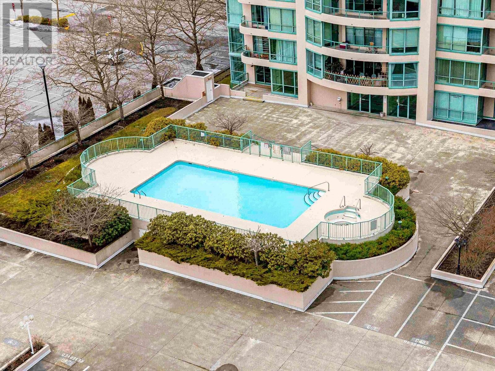 Listing Picture 3 of 17 : 1003 8831 LANSDOWNE ROAD, Richmond / 烈治文 - 魯藝地產 Yvonne Lu Group - MLS Medallion Club Member