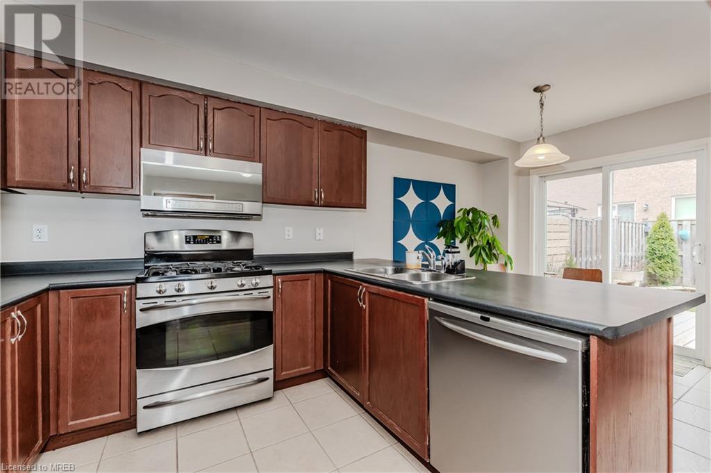 22 Albery Road, Brampton, Ontario  L7A 0K7 - Photo 8 - 40555046