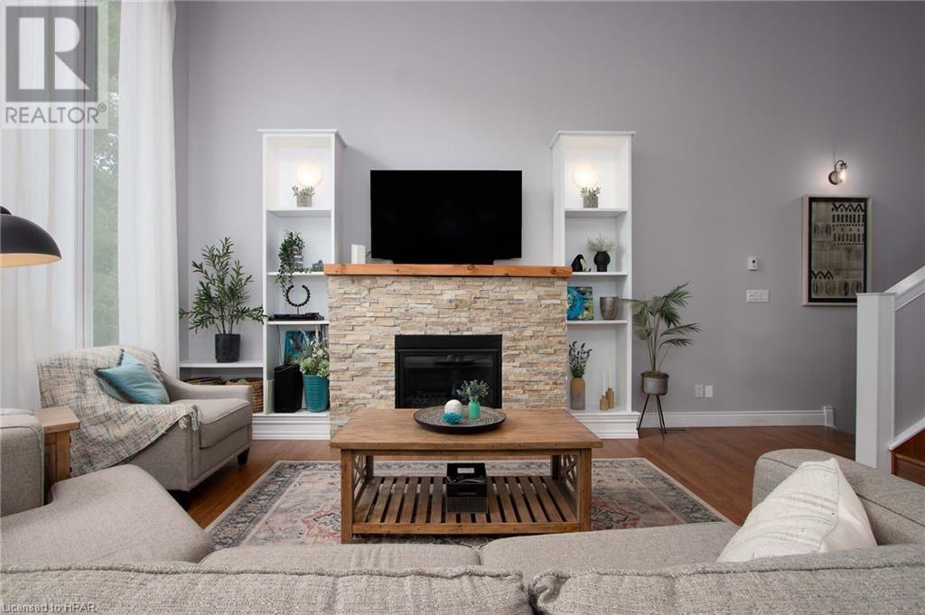 35 Burritt Street, Stratford, Ontario  N5A 4W6 - Photo 10 - 40563862