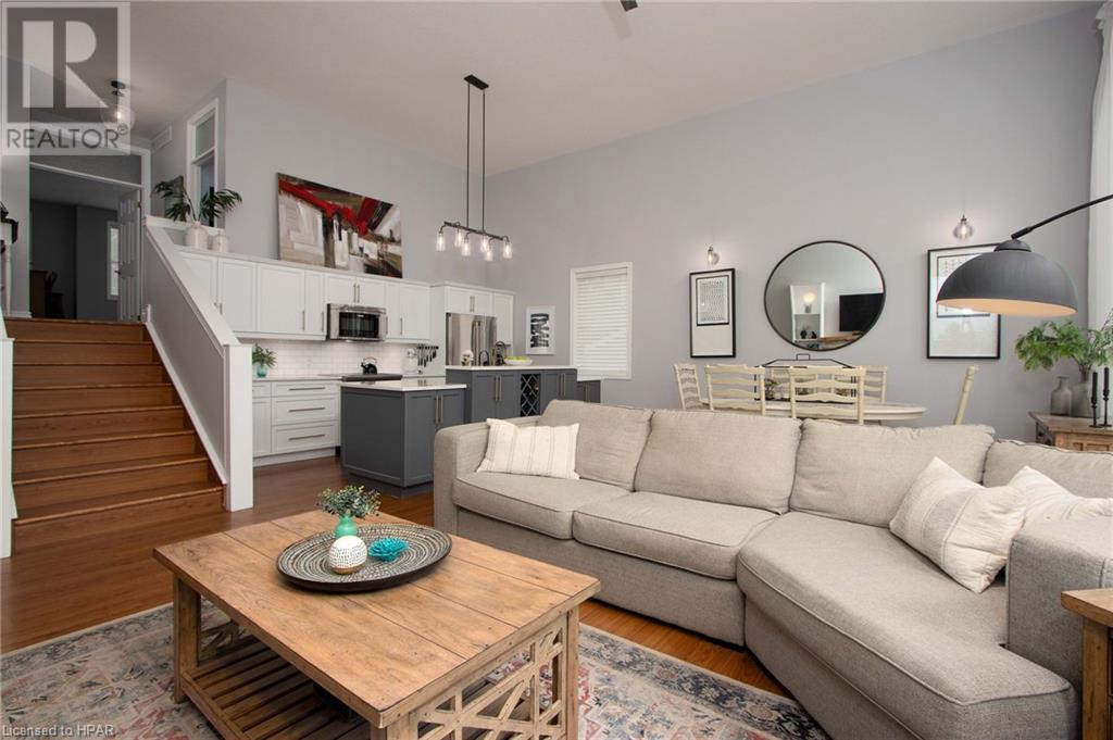 35 Burritt Street, Stratford, Ontario  N5A 4W6 - Photo 14 - 40563862