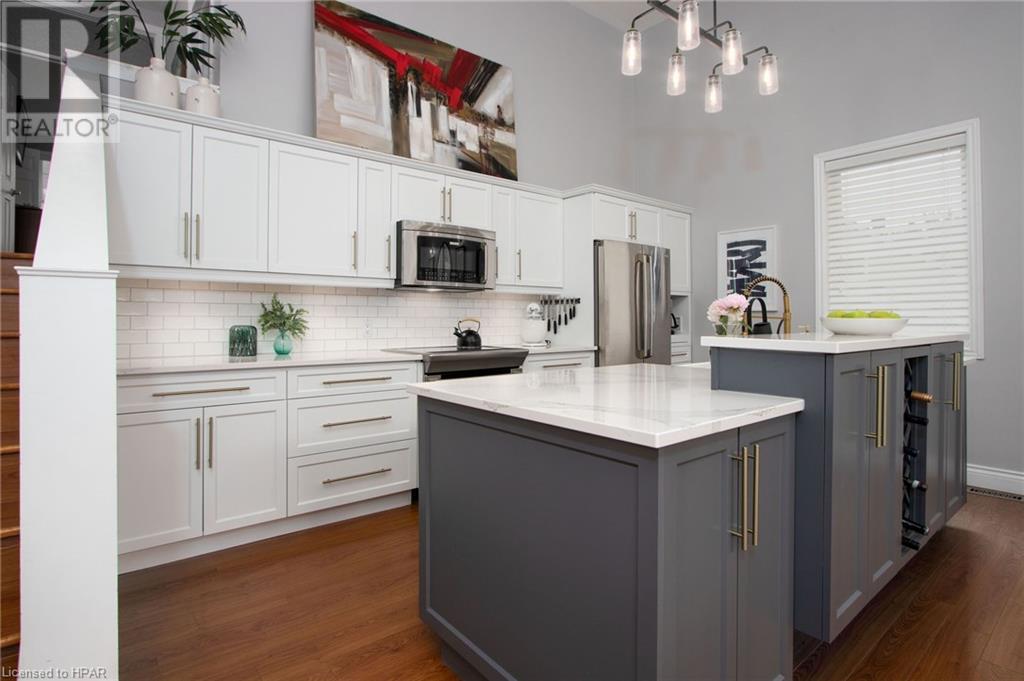 35 Burritt Street, Stratford, Ontario  N5A 4W6 - Photo 15 - 40563862