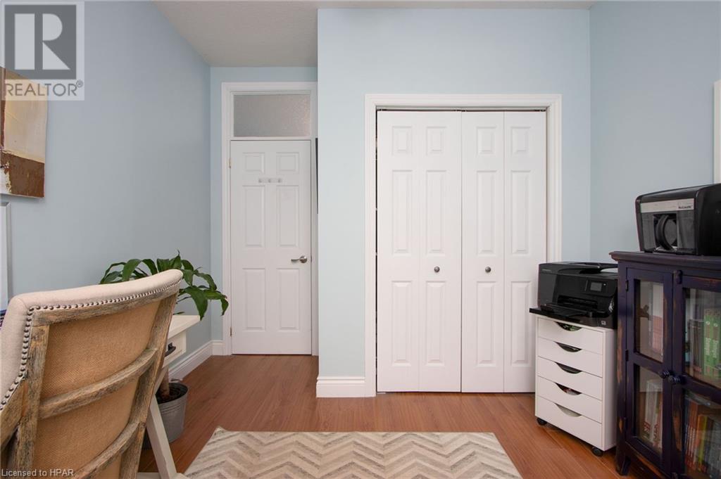 35 Burritt Street, Stratford, Ontario  N5A 4W6 - Photo 26 - 40563862