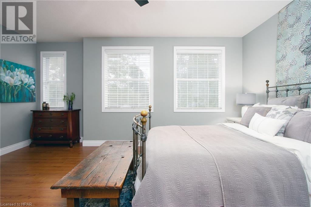 35 Burritt Street, Stratford, Ontario  N5A 4W6 - Photo 24 - 40563862