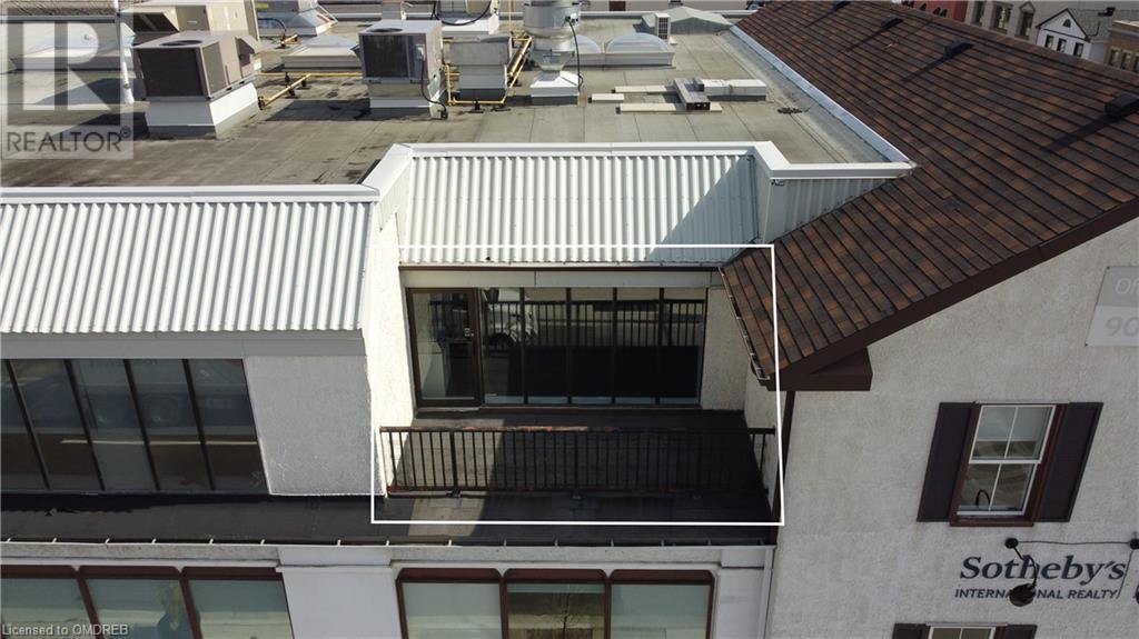 125 Lakeshore Road E Unit# 302, Oakville, Ontario  L6J 1H4 - Photo 2 - 40563869