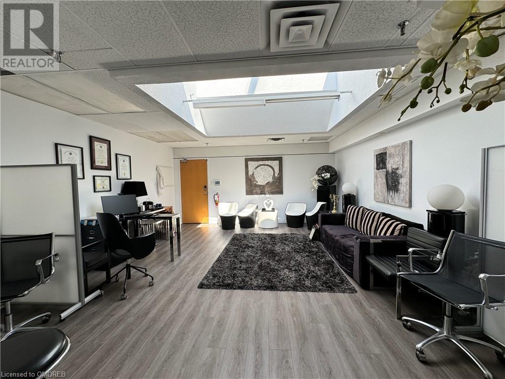 125 Lakeshore Road E Unit# 302, Oakville, Ontario  L6J 1H4 - Photo 6 - 40563869