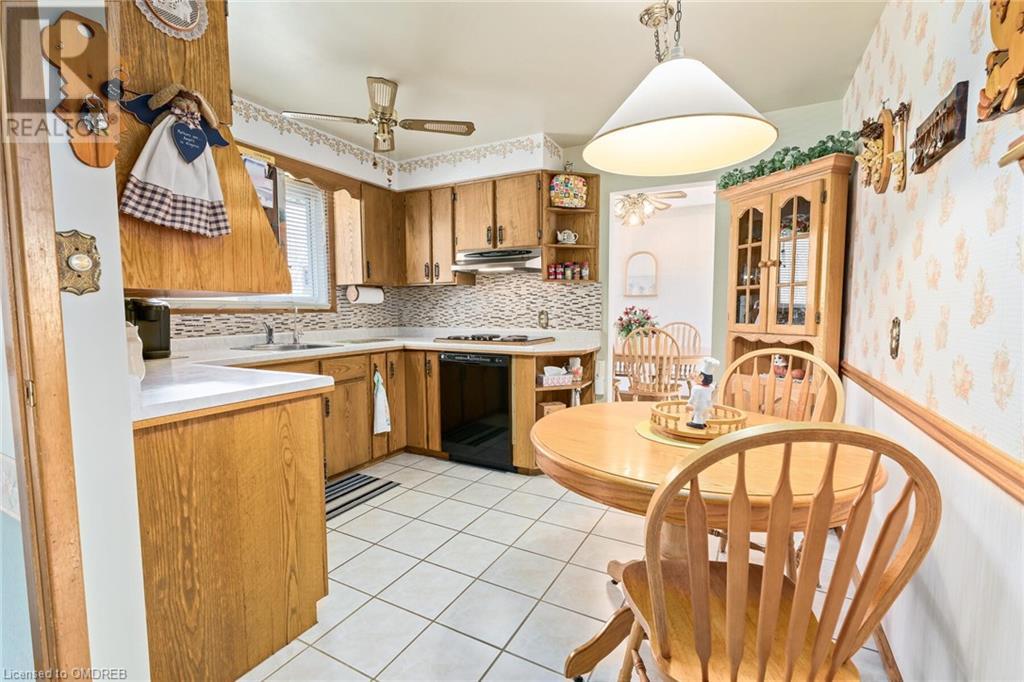 33 Centre Street, Glen Morris, Ontario  N0B 1W0 - Photo 14 - 40564300