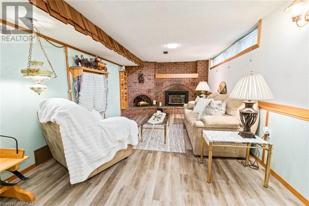 33 Centre Street, Glen Morris, Ontario  N0B 1W0 - Photo 23 - 40564300