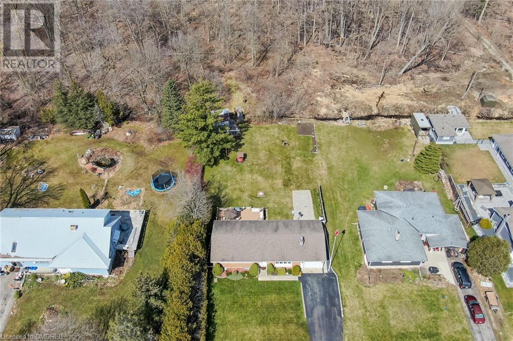 33 Centre Street, Glen Morris, Ontario  N0B 1W0 - Photo 39 - 40564300