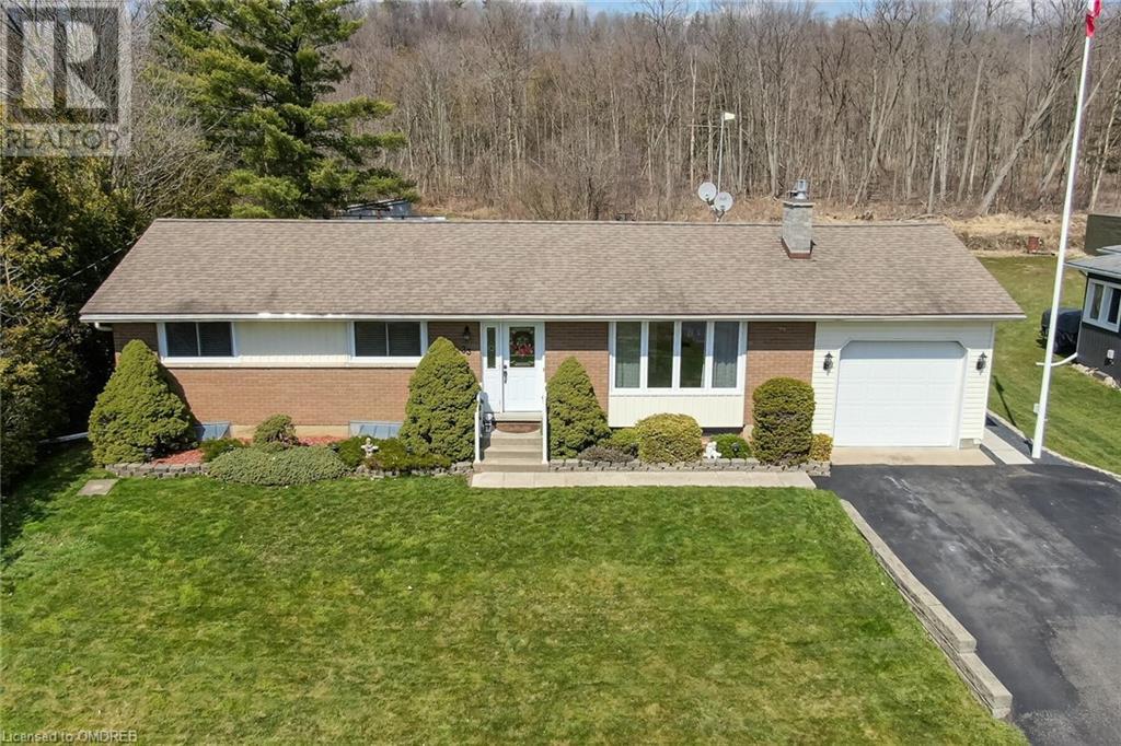 33 Centre Street, Glen Morris, Ontario  N0B 1W0 - Photo 5 - 40564300