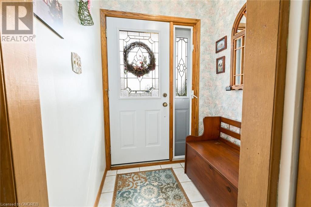 33 Centre Street, Glen Morris, Ontario  N0B 1W0 - Photo 7 - 40564300