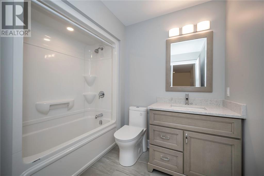 1233 Wesburke Avenue, Cornwall, Ontario  K6J 5V3 - Photo 17 - 1352372