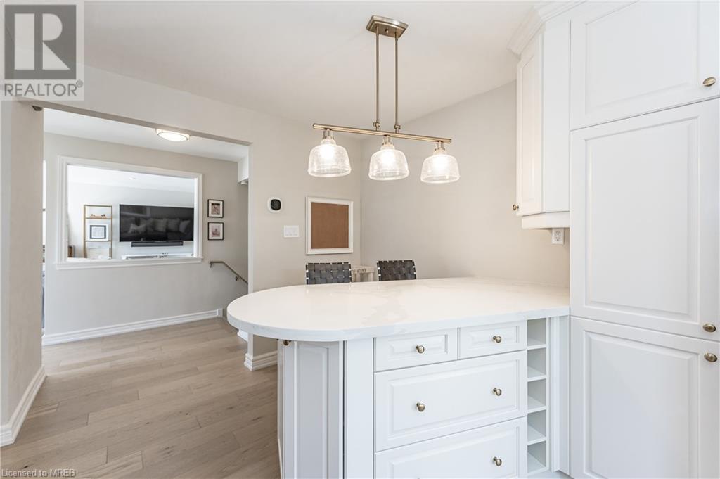 1600 Hobbs Crescent, Mississauga, Ontario  L5J 3R9 - Photo 7 - 40552883